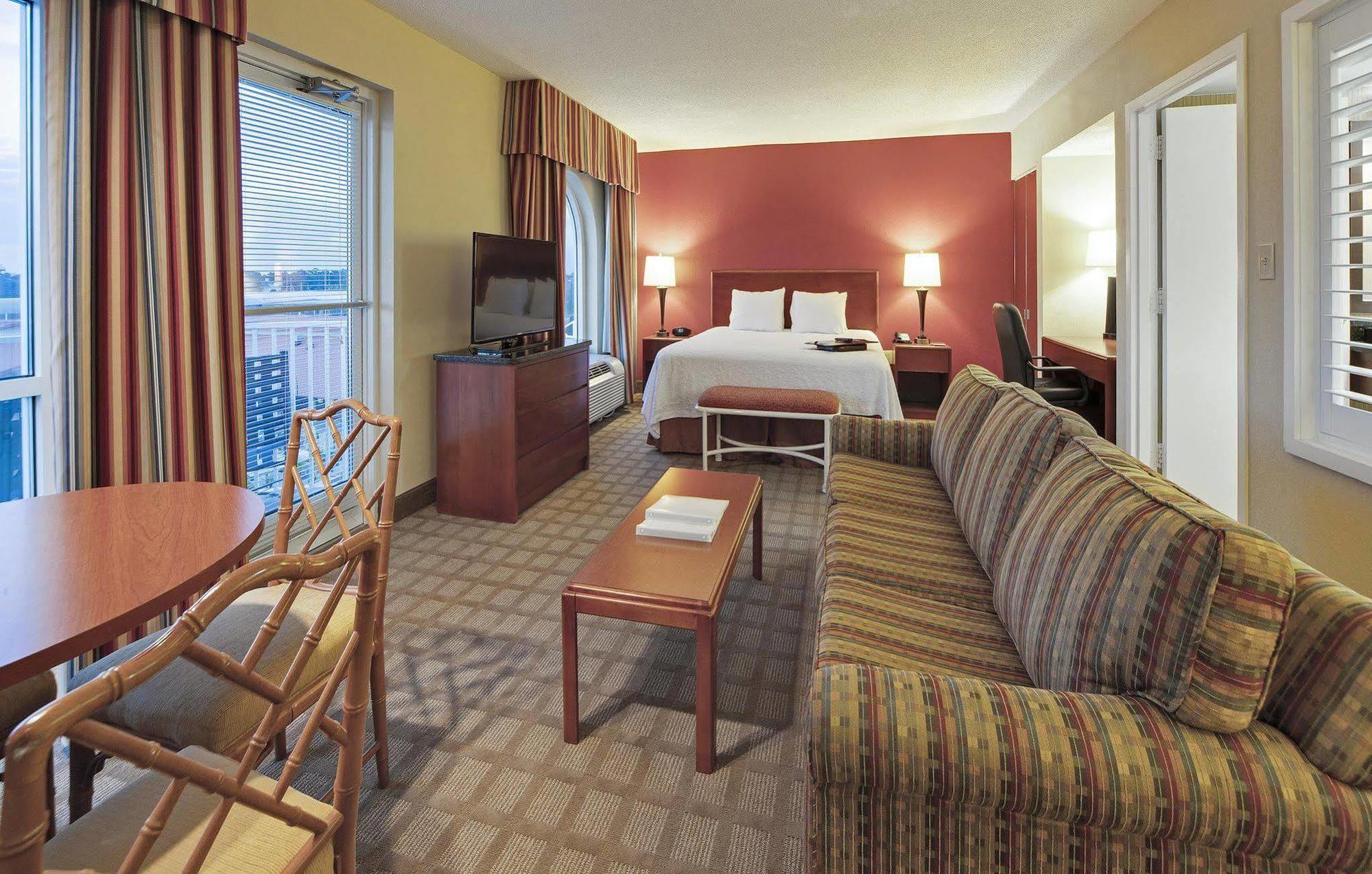 Hampton Inn Myrtle Beach Broadway At The Beach Exterior foto